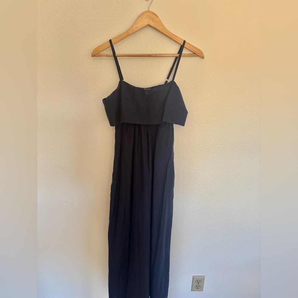 XiRENA Square Neckline Midi Dress